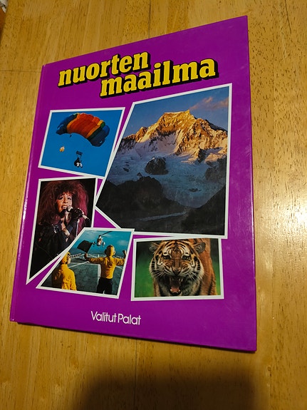 Nuorten maailma -kirja