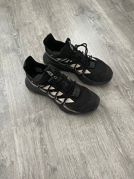 Adidas terrex 44