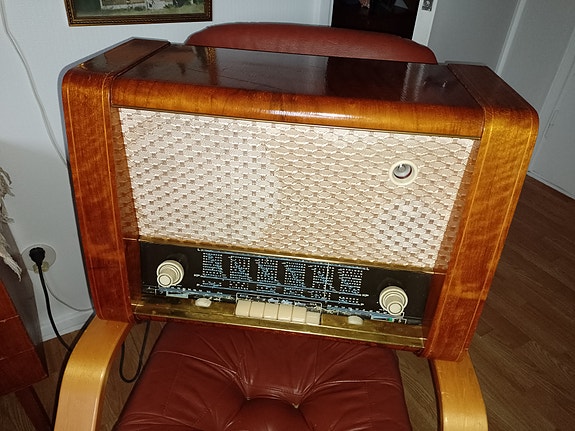 Retro ASA  822 putkiradio ( vanha )