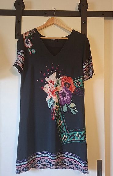 Desigual musta mekko 38