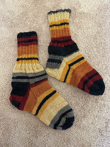 Villasukat, 37