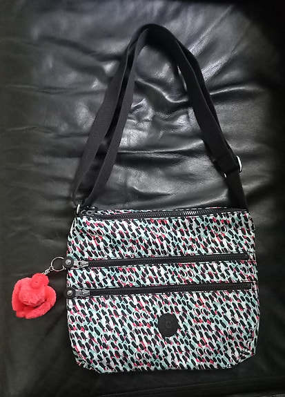 Kipling olkalaukku