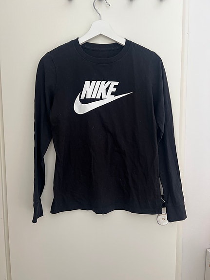 Nike ohut paita