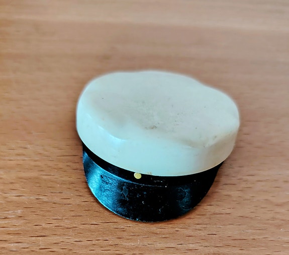 Ylioppilaslakki kakkukoriste