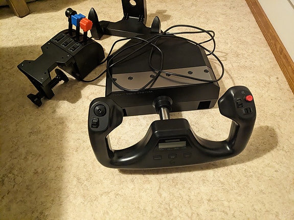 Logitech G Saitek Pro Flight Yoke + Throttle