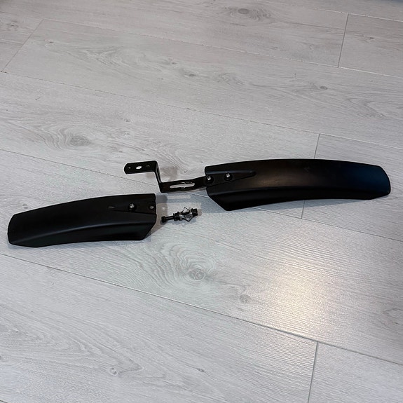 Lokasuoja Helkama lastenpyörän 20"