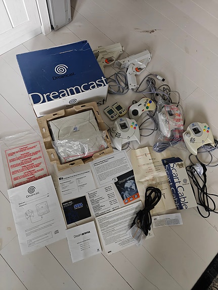 Dreamcast peli konsoli