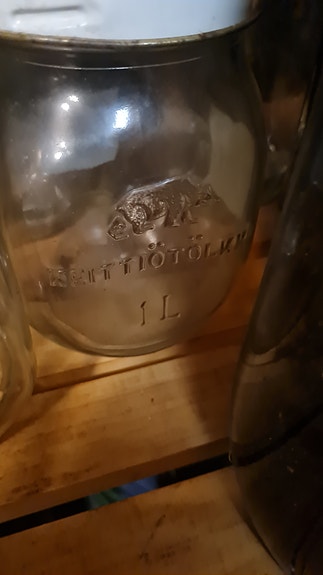 Lasiset keittiötölkit 1 l ja 2 l Karhula ja Riihimäki