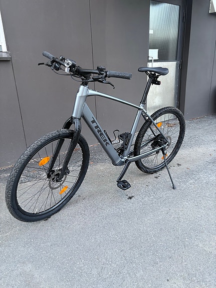 Trek Dual Sport +2 hybridisähköpyörä