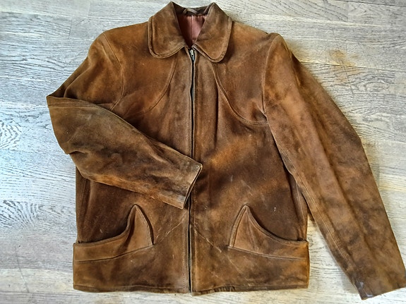 Ruskea retro mokkanahkatakki, koko 38