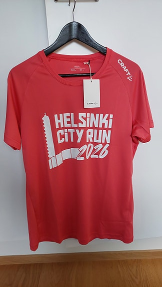 Käyttämätön Helsinki City Run 2026 naisten paita, L