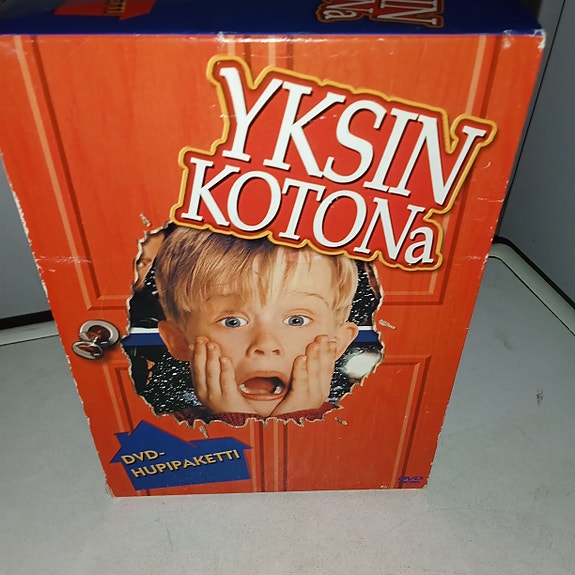 Yksin kotona 1–4 DVD-boksi