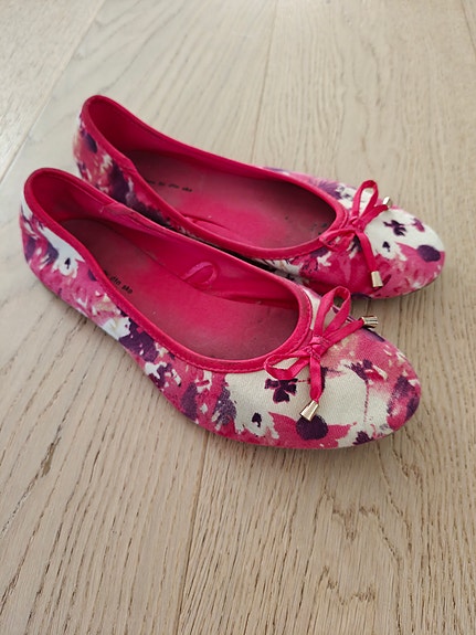 Ballerinat, 39