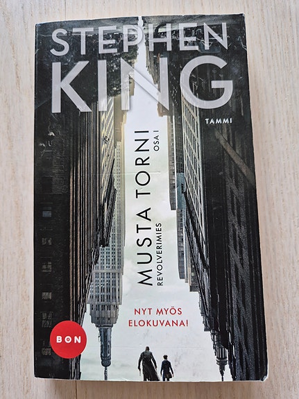 Stephen King - Musta Torni osa I: Revolverimies