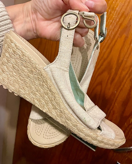 Crocs kiilakorko sandaalit  38 vaalea