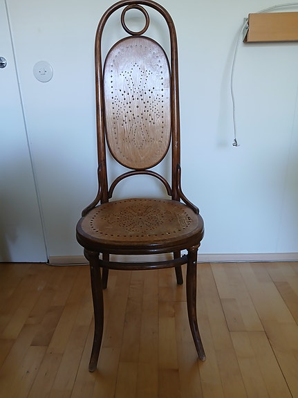 Wieniläinen tuoli  1800-luvulta