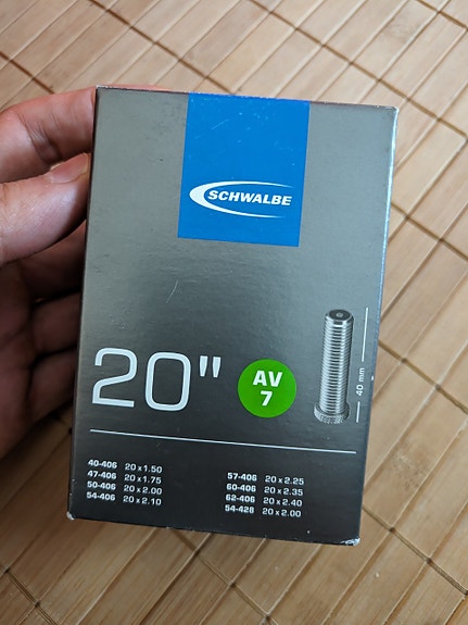 Uusi Schwalbe 20"