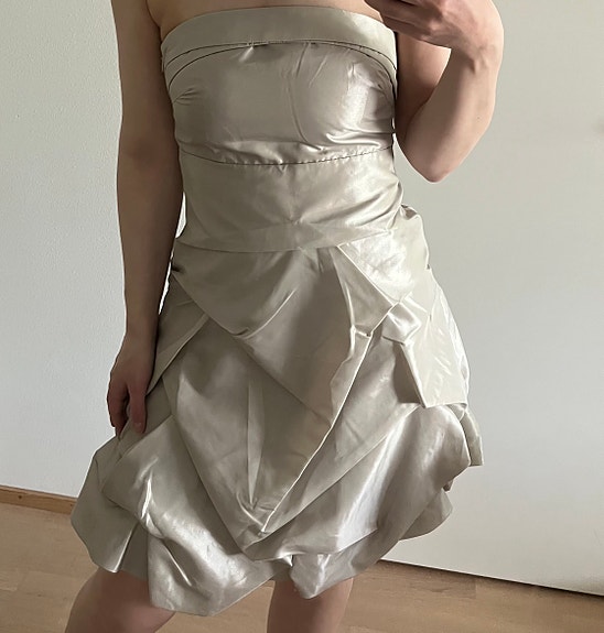 Vero Moda samppanja / beige juhlamekko 34