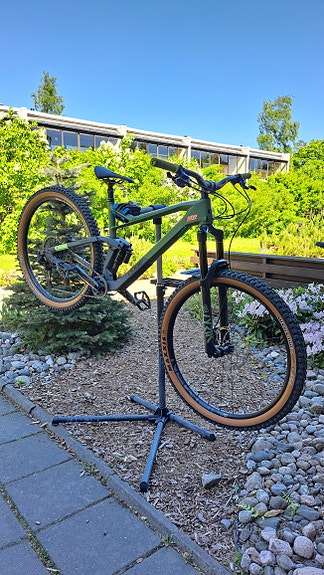 Cube Stereo 150 C:62 Race 29 maastopyörä