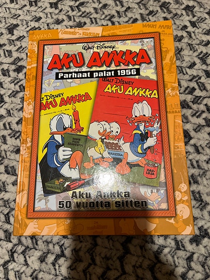 Aku Ankka Parhaat palat 1956 -kirja