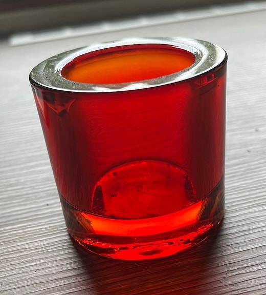 Iittala punainen lasinen kynttilälyhty