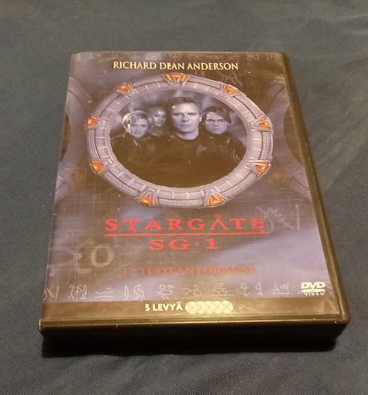 Stargate SG-1 kausi 1