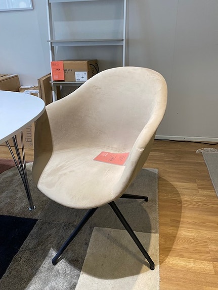 BoConcept Adelaide- tuoli (ovh.675eur)