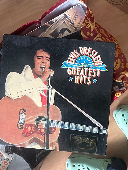 Elvis Greatest Hits
