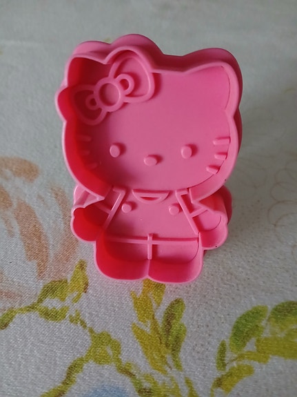 Sanrio, Hello Kitty - leivontamuotti