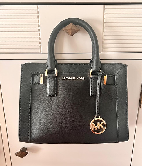 Uusi aito Michael Kors crossbodylaukku