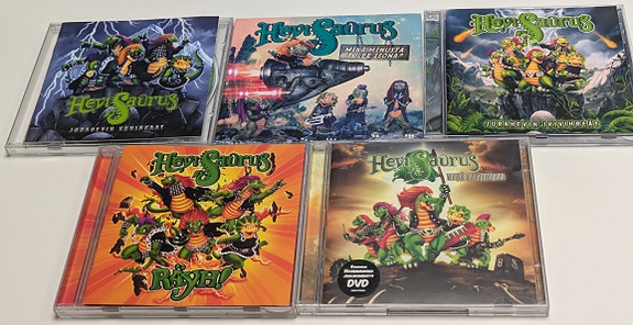 Hevisaurus + Smurffit CD-levyjä! Huippukuntoisia!