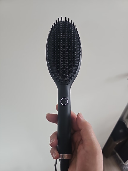 Laadukas GHD Glide suoristusharja