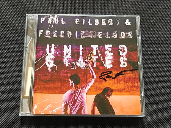 Paul Gilbert CD Nimikirjoituksella
