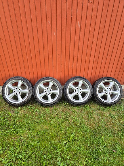 17 Mercedes Benz alkuperäiset aluvanteet kesärenkailla