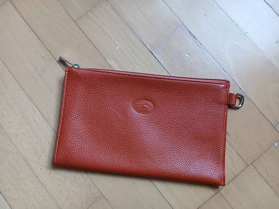Longchamp aito käyttämätön pussukka