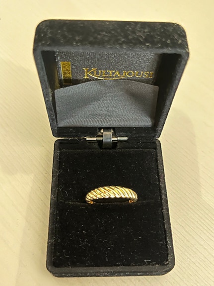 Kultasormus 14k/585