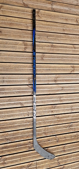 CCM Jetspeed Ft 7 pro jääkiekkomaila 40 flex P28 right