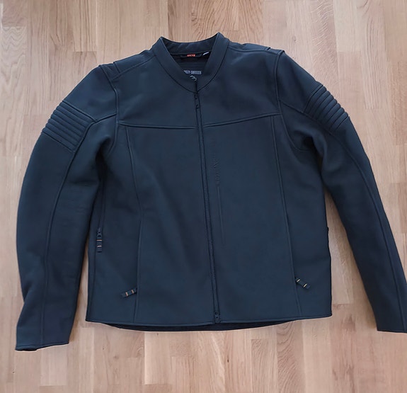 Harley-Davidson ajotakki koko L musta