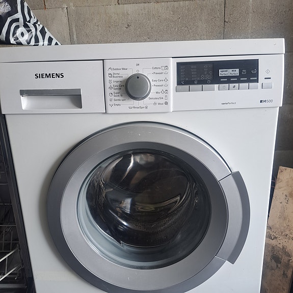 Siemens IQ 500 pyykinpesukone.
