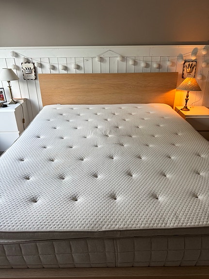 IKEA Malm - sängyn runko 160cm (ei patjat)
