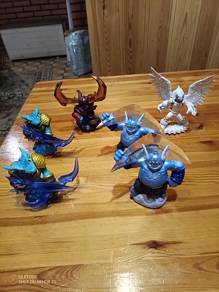 Skylanders Trap team-figuureita