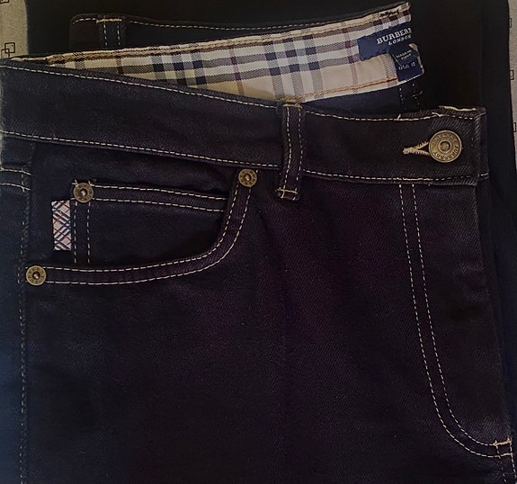 Burberry farkut