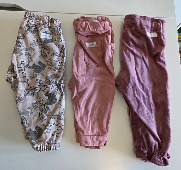 Newbie, 74, housut 5€/kpl