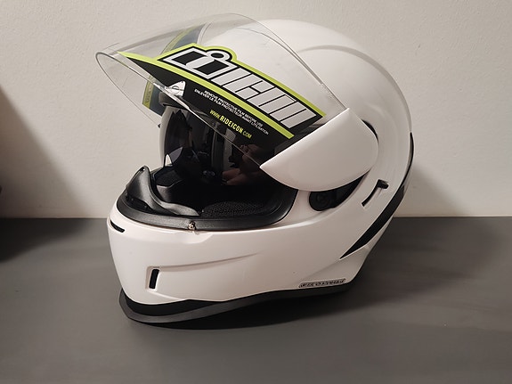 Icon Airform kypärä. Koko XXL. Uusi.