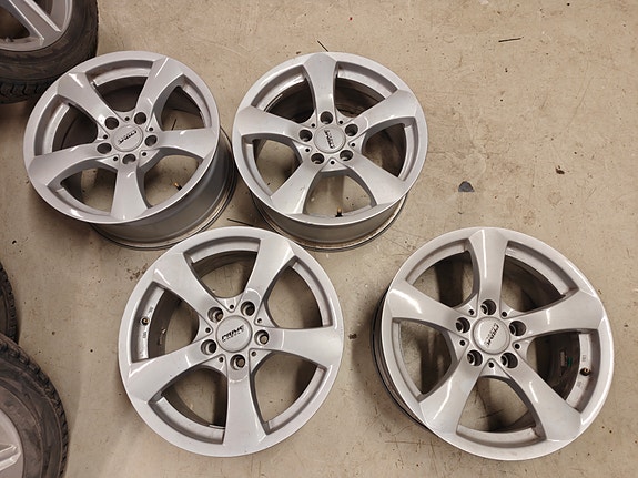 Bmw 17" alumiinivanteet