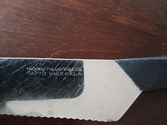Hackman veitsi