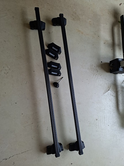 Thule kattotelinepaketti, Volvo V60