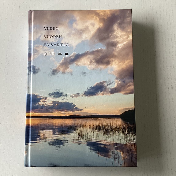 Viiden vuoden päiväkirja kovakantinen, Otava