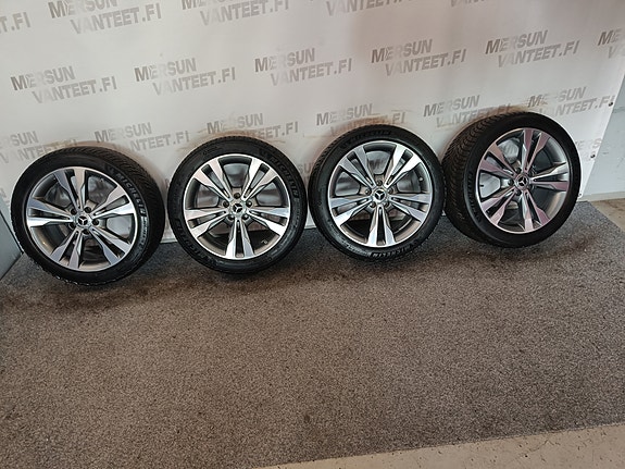 Kitkarengas sarja Mercedes Benz W205 hybrid 18" Sis.Alv