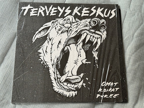 Terveyskeskus – Omat Koirat Puree LP